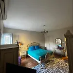 Relaxable House